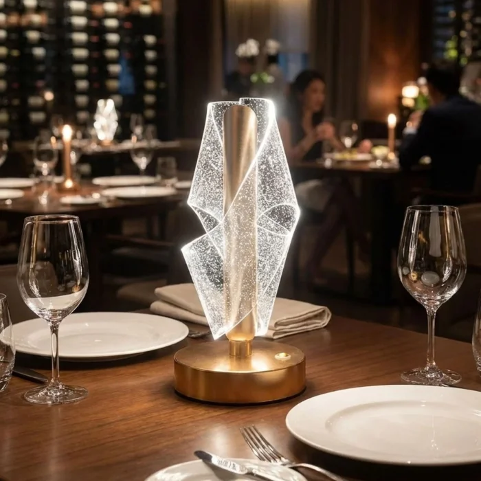 Çapraz Kavisli Ters Kristal Simli LED Masa Lambası – Gold Gövdeli, Dokunmatik, 3 Kademe Işık Ayarlı Şarjlı Dekoratif Lamba (5047)