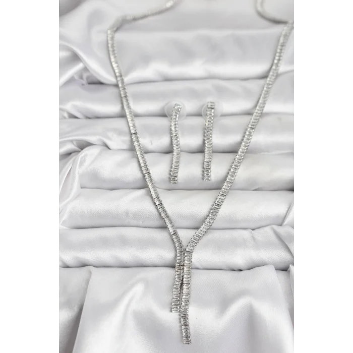 Gümüş Renk Baget Zirkon Taşlı Kadın Kolye Küpe Set