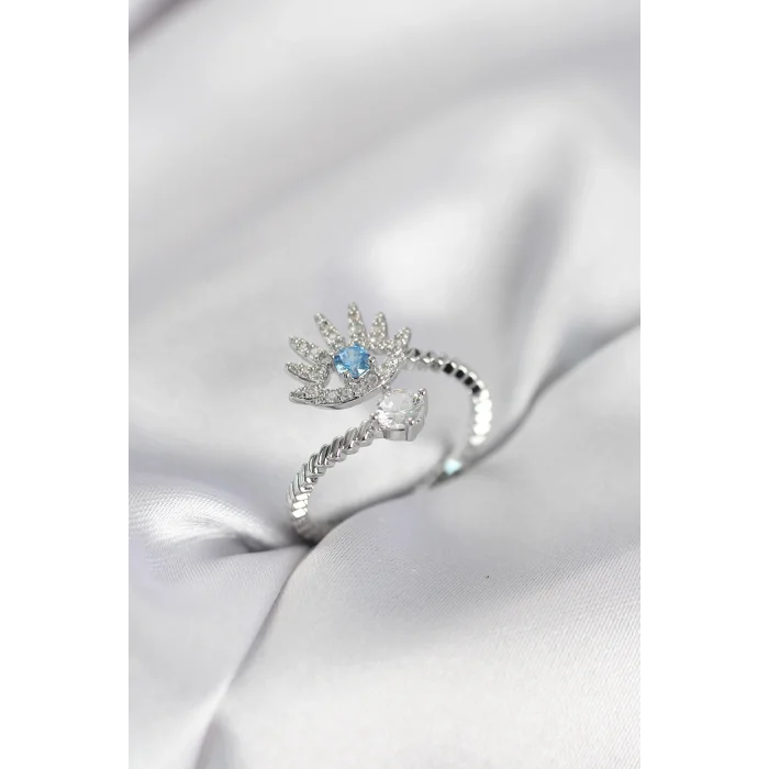 Gümüş Renk Göz Model Zirkon Taşlı Kadın Yüzük