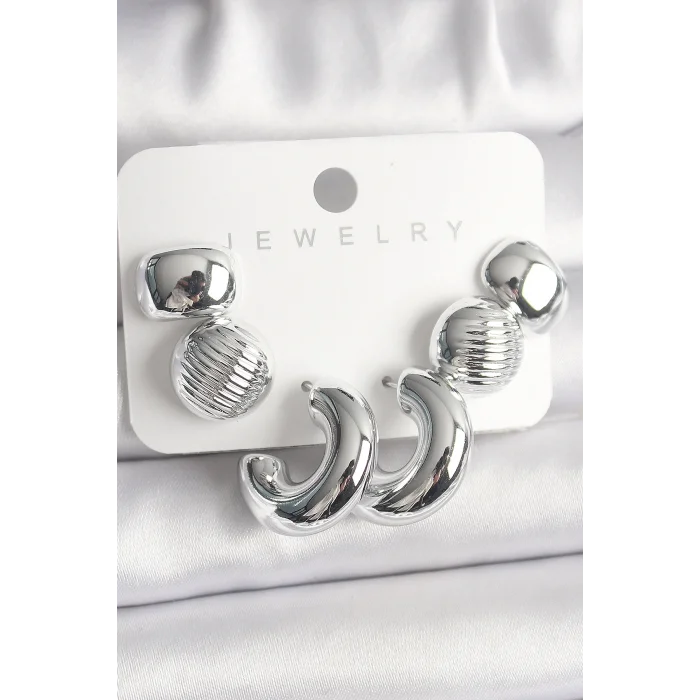 Gümüş Renk İşlemeli Daire Halka Model CCB Platik Kadın Küpe Seti