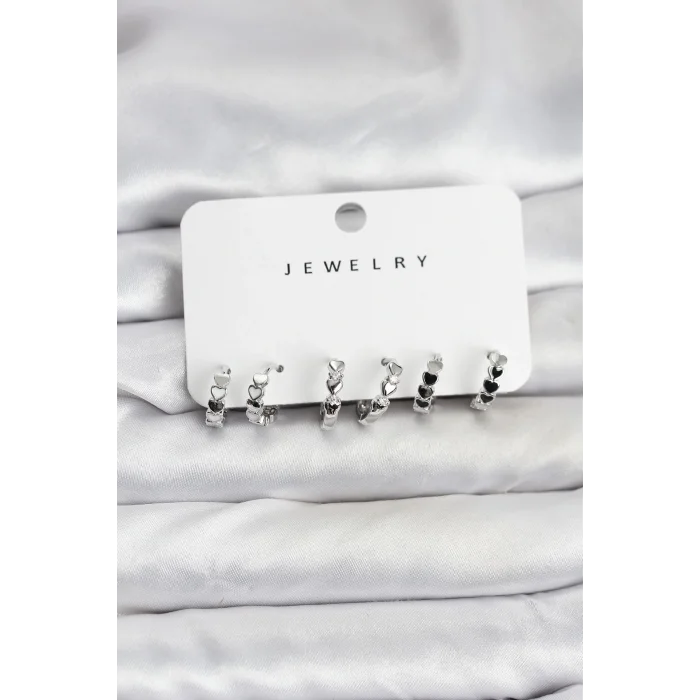 Gümüş Renk Pirinç Minimal Kalp Detaylı Kadın Küpe Seti