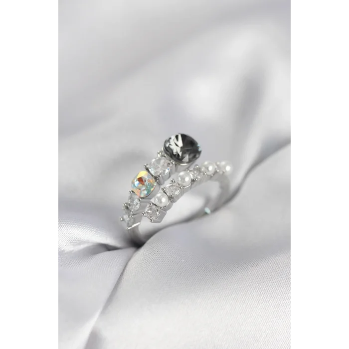 Gümüş Renk Pirinç Zirkon Taşlı İncili Kadın Yüzük