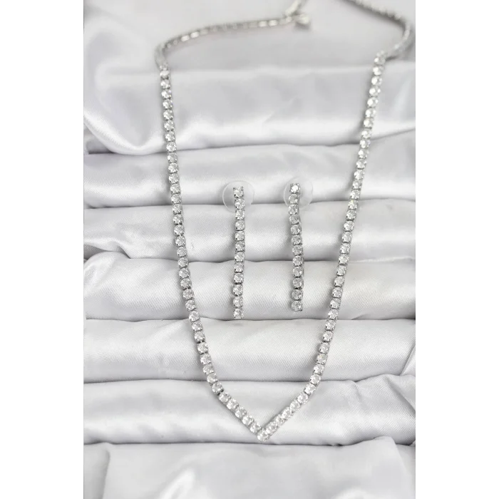 Gümüş Renk Zirkon Taşlı Kadın Kolye Küpe Seti