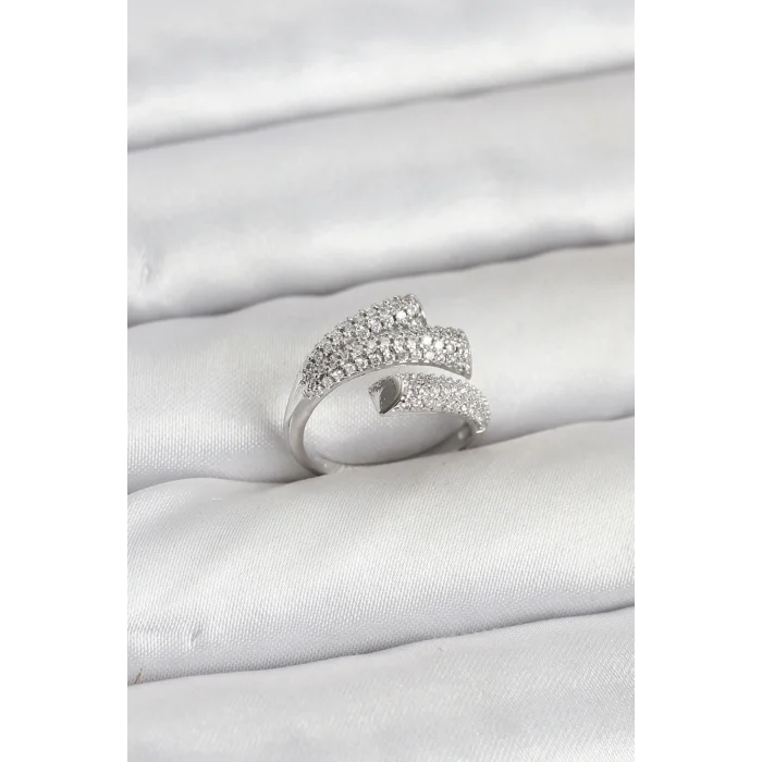 Gümüş Renk Zirkon Taşlı Pirinç Kadın Yüzük