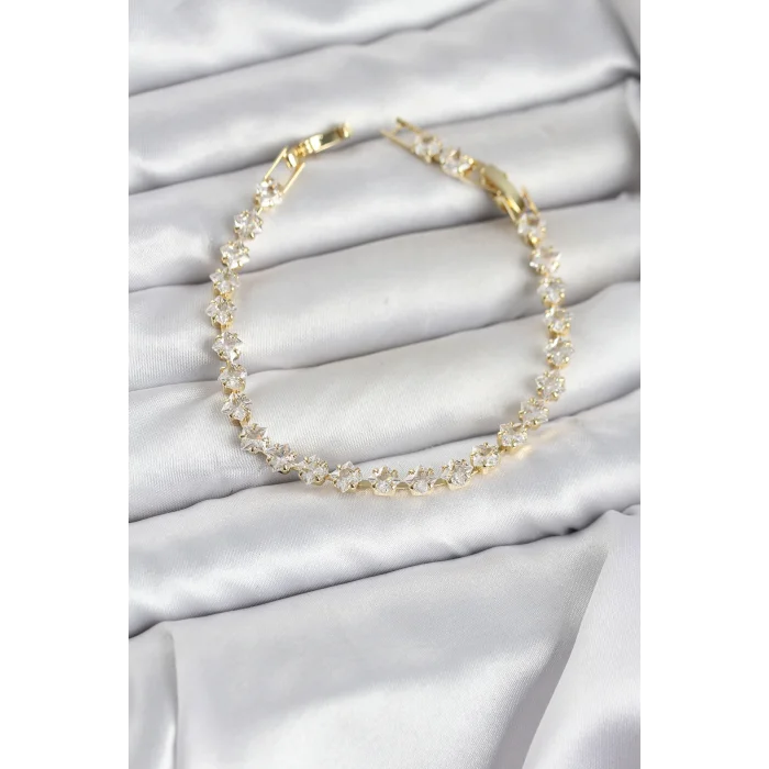 Kare Zirkon Taşlı Gold Renk Pirinç Su Yolu Kadın Bileklik