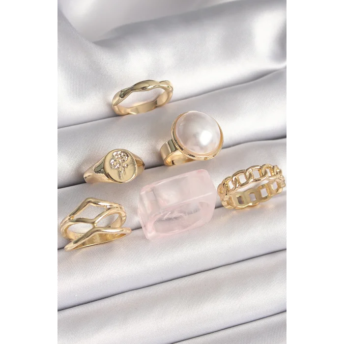 Pirinç Gold Renk Beyaz İncili Zincir Yüzük Figür İşleme Detay 6Lı Kadın Yüzük Seti