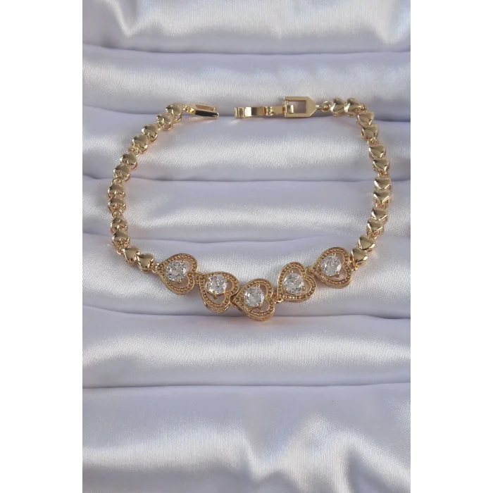 Pirinç Gold Renk İçi Zirkon Taşlı Kalp Figürlü Bileklik