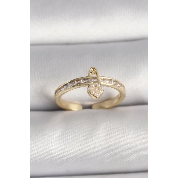 Pirinç Gold Renk Zirkon Taşlı İnci Detay Kilit Kalp Figür Ayarlanabilir Yüzük