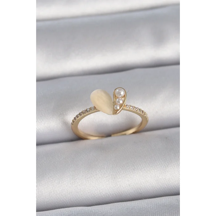 Pirinç Gümüş Renk Ayarlanabilir Zirkon Taşlı Beyaz Mineli Kalp Model Kadın Yüzük