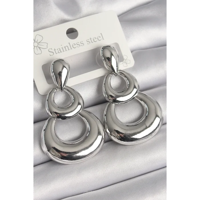 Pirinç Gümüş Renk Damla Detay Sallantı Halka Model Kadın Küpe