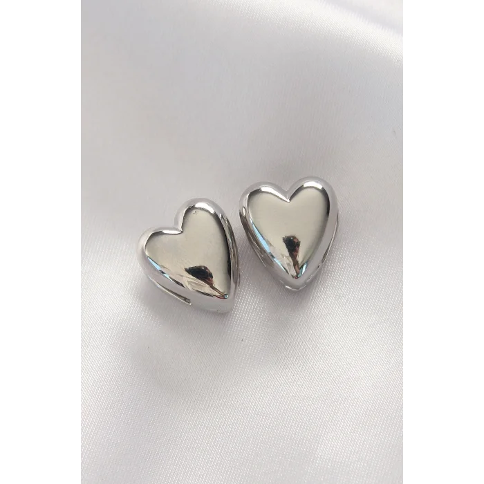 Pirinç Gümüş Renk Minimal Bombeli Kalp Küpe