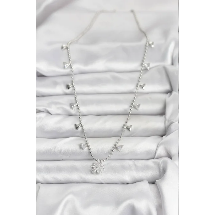 Pirinç Gümüş Renk Zirkon Taşlı Çiçek Model Kadın Kolye