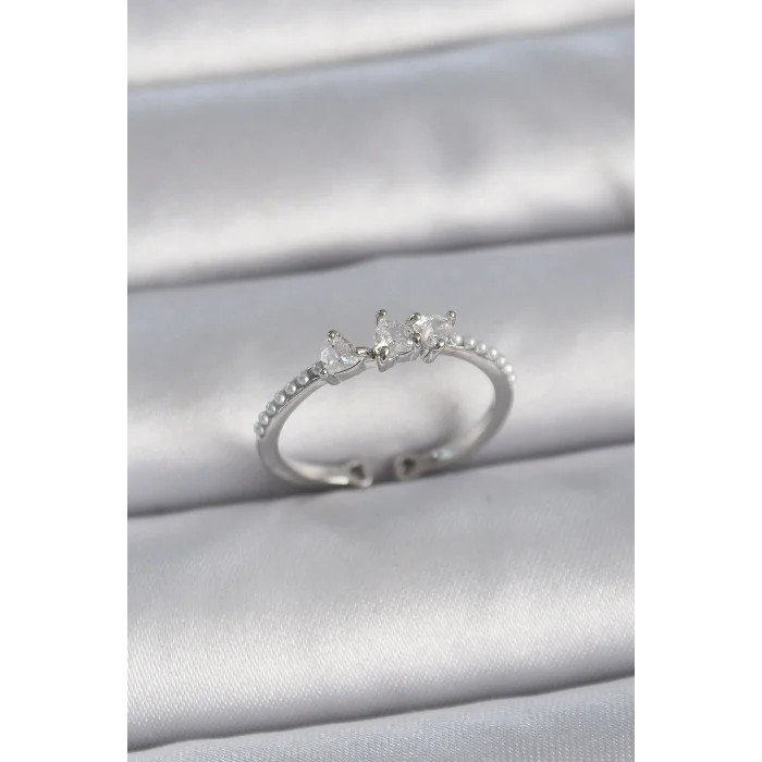 Pirinç Gümüş Renk Zirkon Taşlı Kalp İnci Detay Ayarlanabilir Model Kadın Yüzük