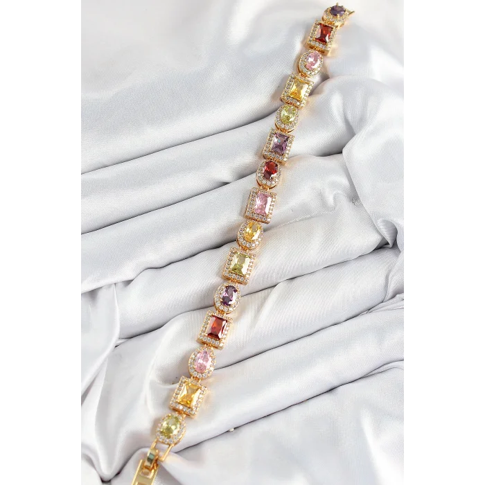 Pirinç Karışık Zirkon Taşlı Baget Model Gold Renk VIP Seri Kadın Bileklik
