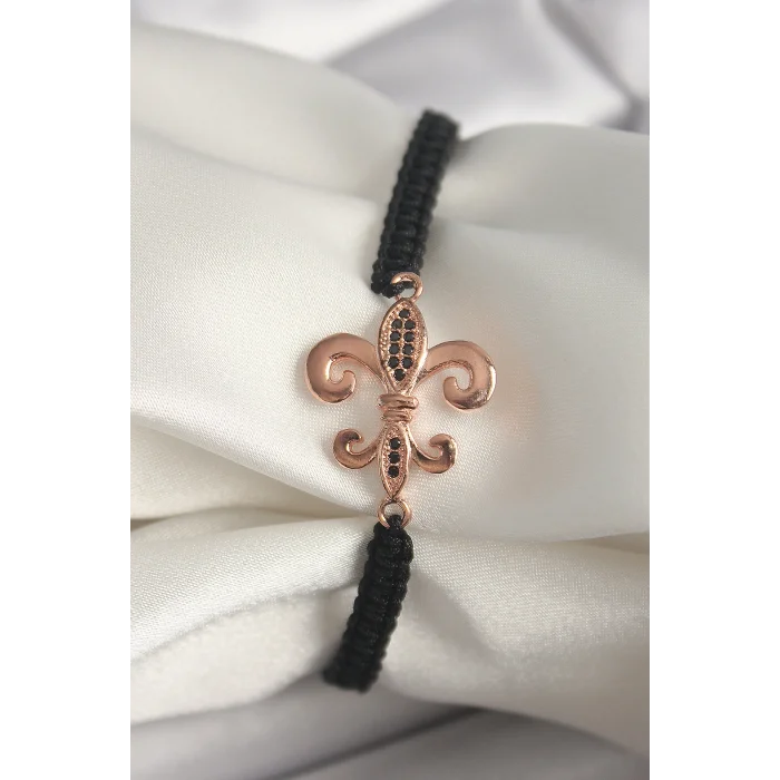 Pirinç Rose Renk Zirkon Taş İşlemeli Zambak Figür Asansörlü Makrome Model Kadın Bileklik