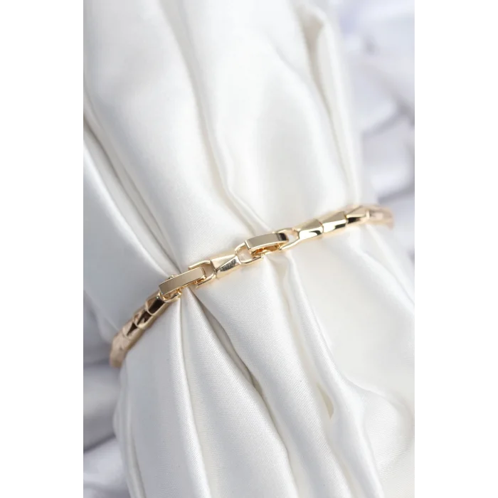 Pirinç VIP Seri Gold Renk Zirkon Taşlı Yıldız Model Kadın Bileklik