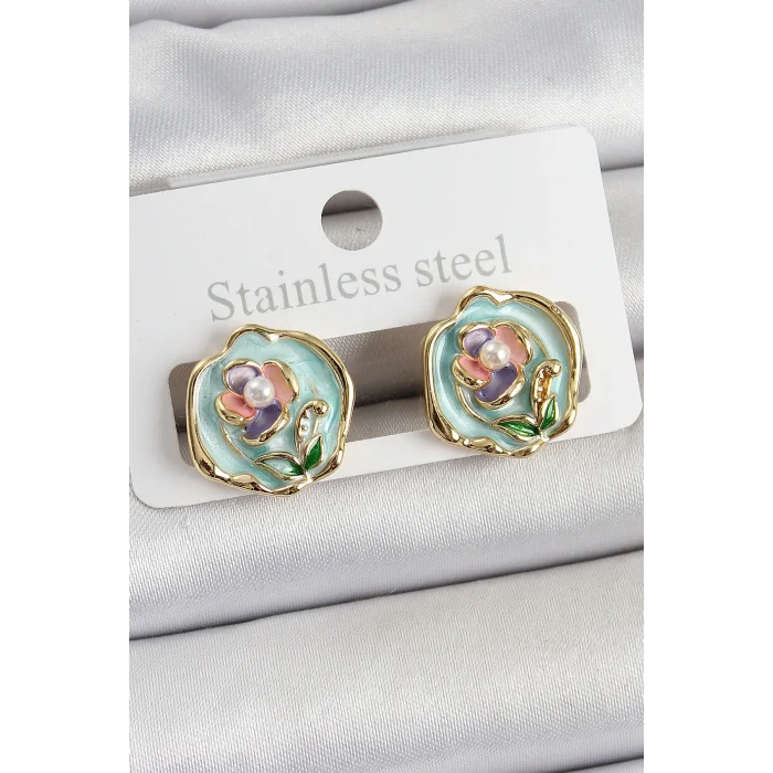 Pirinç Yeşil Mineli Çiçek Figürlü Sanatsal Portre Model Gold Renk Kadın Küpe