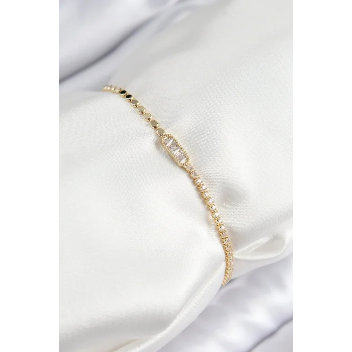 Pirinç Zirkon Taşlı Dikdörtgen Model Ezme Zincir Gold Renk Kadın Bileklik
