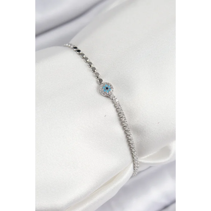 Pirinç Zirkon Taşlı Nazar Model Ezme Zincir Gümüş Renk Kadın Bileklik