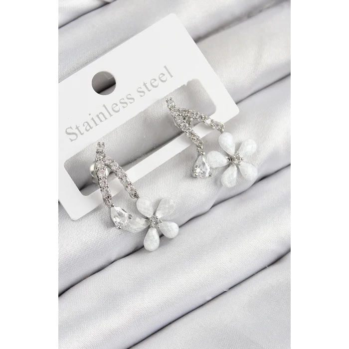 Pirinç Zirkon Taşlı Papatya Model Gümüş Renk Kadın Küpe