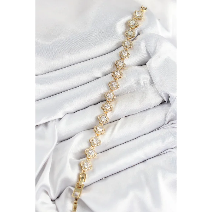 Pirinç Zirkon Taşlı Yonca Baget Model Gold Renk VIP Seri Kadın Bileklik