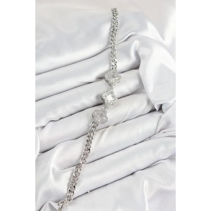 Pirinç Zirkon Taşlı Yonca Model Gümüş Renk Kadın Bileklik