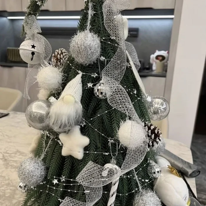 Saçaklı 3*3 Metre Yıldız Boncuklu Dekor Led USB Ev, Oda ve Organizasyon Dekoru hakkında ürün açıklaması (5047)