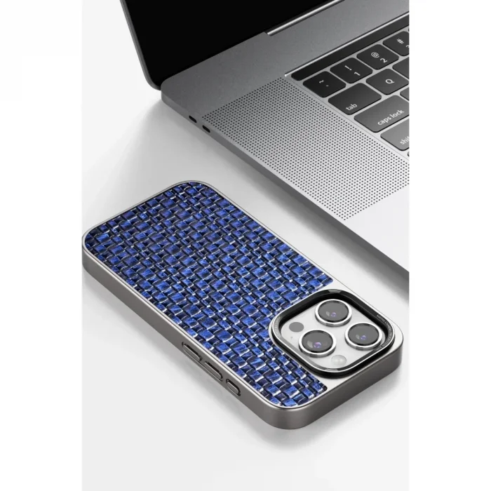 Venco  İphone 15 Pro Max Brand Kapak - Gümüş