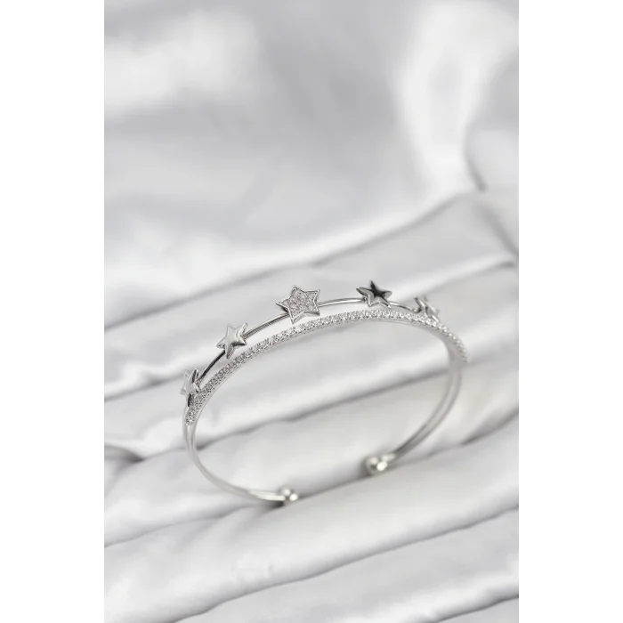 Yıldız Model Gümüş Renk Pirinç Kadın Bileklik