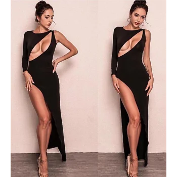 Derin Dekolteli Uzun Yırtmaçlı Elbise