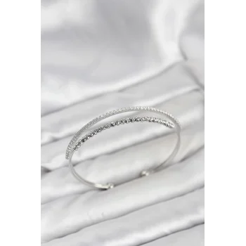 Dorika Model Pirinç Gümüş Renk Kadın Bileklik