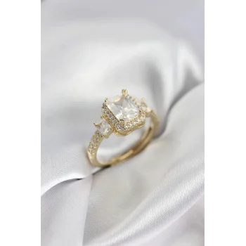 Gold Renk Kare Baget Zirkon Taşlı Tek Taş Model Kadın Yüzük