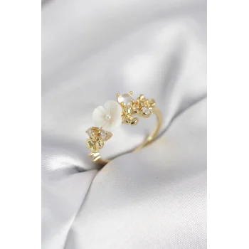 Gold Renk Pirinç Çiçek Model Zirkon Taşlı Kadın Yüzük