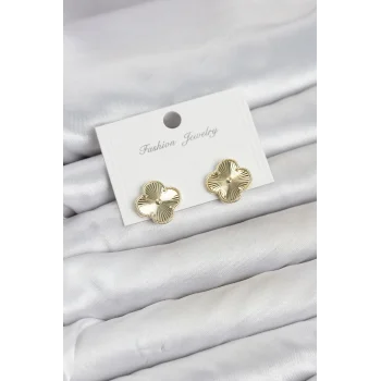 Gold Renk Pirinç Yonca Model Kadın Küpe