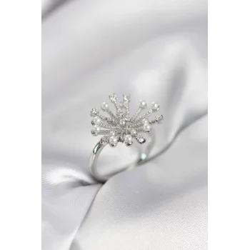 Gümüş Renk Karahindiba Model Zirkon Taşlı Kadın Yüzük