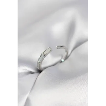 Gümüş Renk Sedefli Çubuk Model Kadın Yüzük