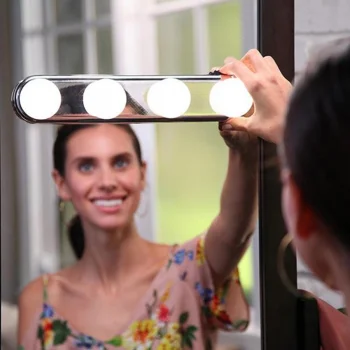Kablosuz Parlak Banyo Stüdyo Makyaj Aynası Işığı Pilli Vantuzlu Taşınabilir 4 Led Ampul (5047)