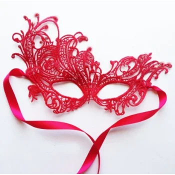 Kırmızı Renk Dantel Örgü İşlemeli Parti Maskesi Model 1 (5047)