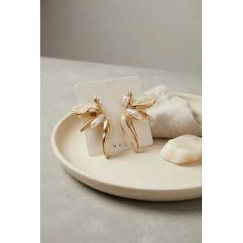Krem Renk Lotus Yaprak Model Kadın Küpe