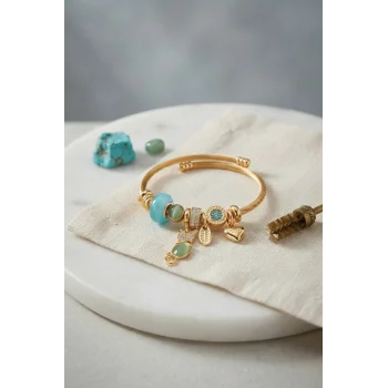 Mavi Kedi Model Gold Renk Charmlı Bileklik