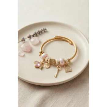 Pembe Kalp Model Gold Renk Charmlı Bileklik