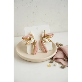 Pembe Renk Lotus Yaprak Model Kadın Küpe