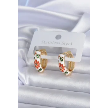 Pirinç Gold Renk Beyaz Renk Çiçek İşleme Detay Kadın Küpe