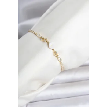 Pirinç Gold Renk Çiçek Model Su Yolu Kadın Bileklik