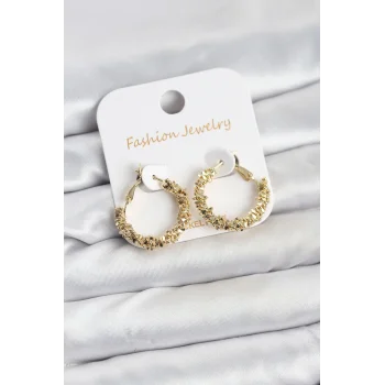 Pirinç Gold Renk Küçük Tırtıklı Halka Model Kadın Küpe