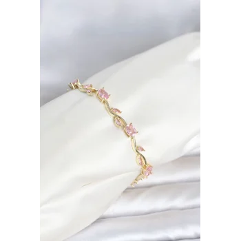 Pirinç Gold Renk Pembe Zirkon Taşlı Çiçek Model Kadın Bileklik