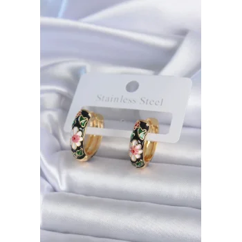 Pirinç Gold Renk Siyah Çiçek İşleme Kadın Küpe