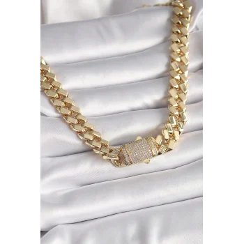 Pirinç Gold Renk VIP Exclusive Seri Gurmet Model Kadın Kolye