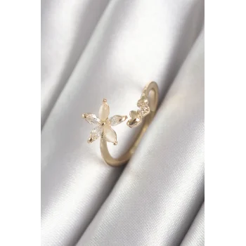 Pirinç Gold Renk Zirkon Taşlı Çiçek Model Kalp Detay Kadın Yüzük