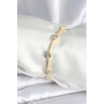 Pirinç Gold Renk Zirkon Taşlı Kalpli Model Kadın Bileklik